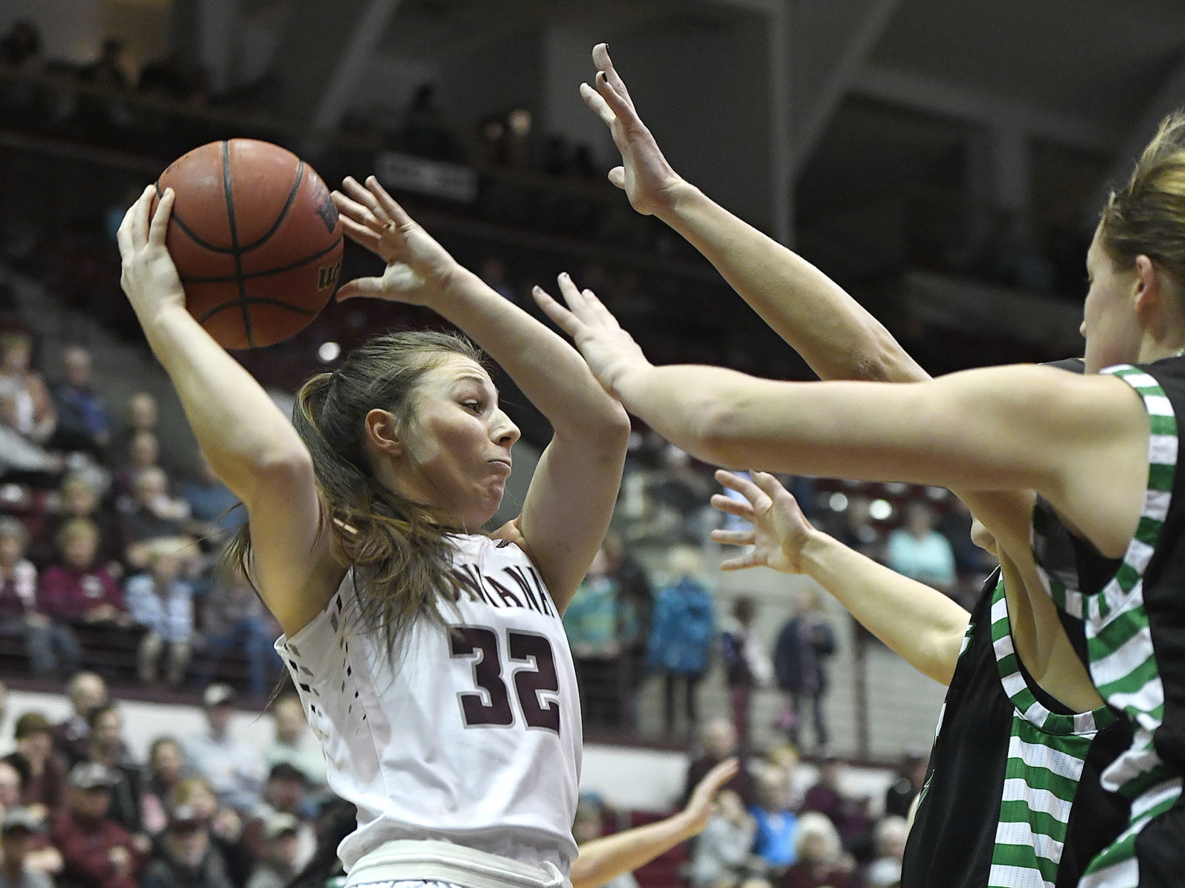 Lady Griz edge North Dakota 004.JPG